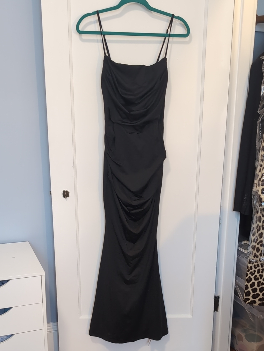 Elegant Black Ruched Spaghetti-Strap Maxi Dress